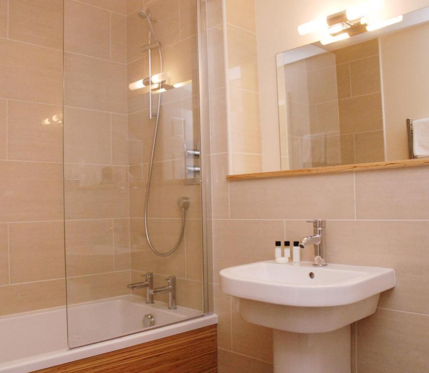 Trevalsa Court Hotel Мевагисси Номер фото